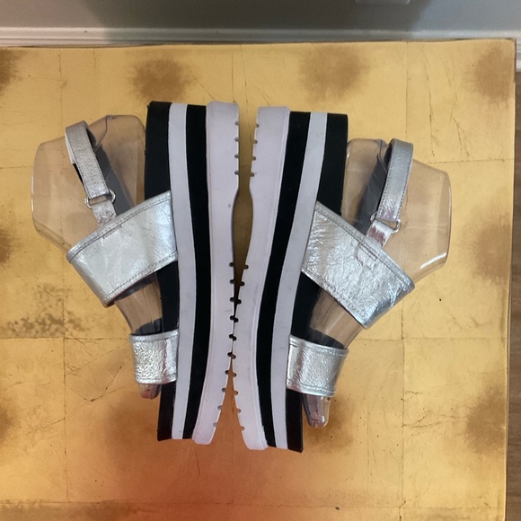 Cute CALVIN KLEIN platform strapped sandals silver - Picture 3 of 8